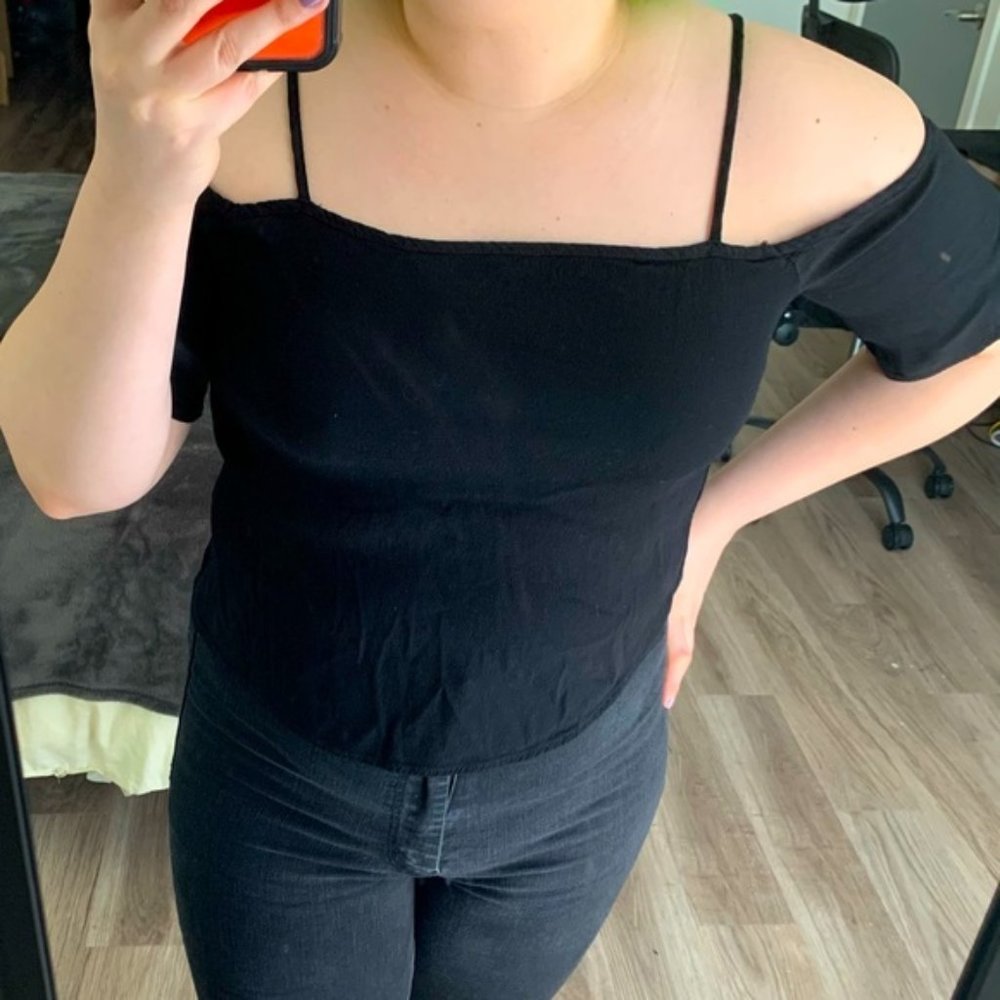 Cold Shoulder Black Crop Top Size Medium